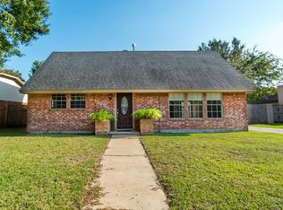 1302 Bay Ridge Blvd, Bay City, TX 77414