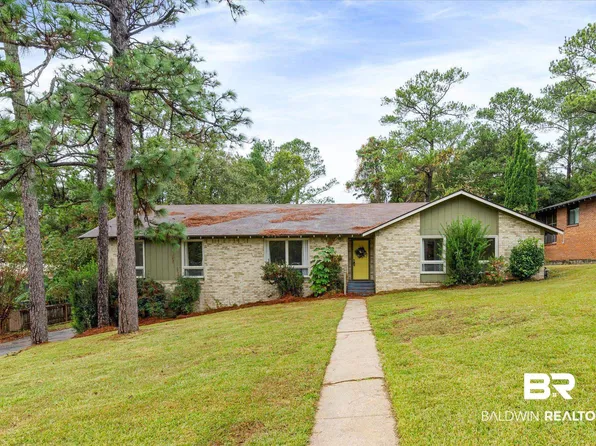 504 General Gibson Dr, Spanish Fort, AL 36527