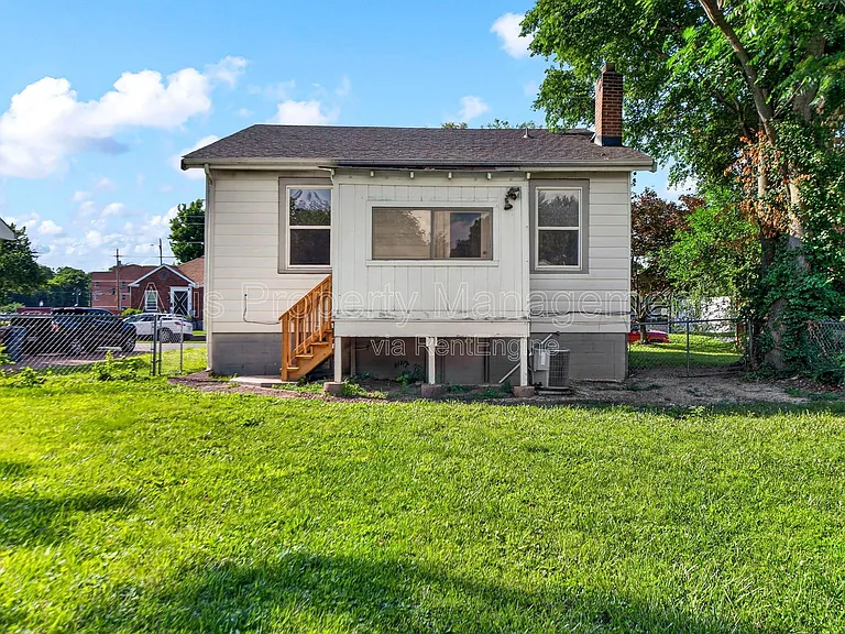 12 Lee Ave — Photo 10