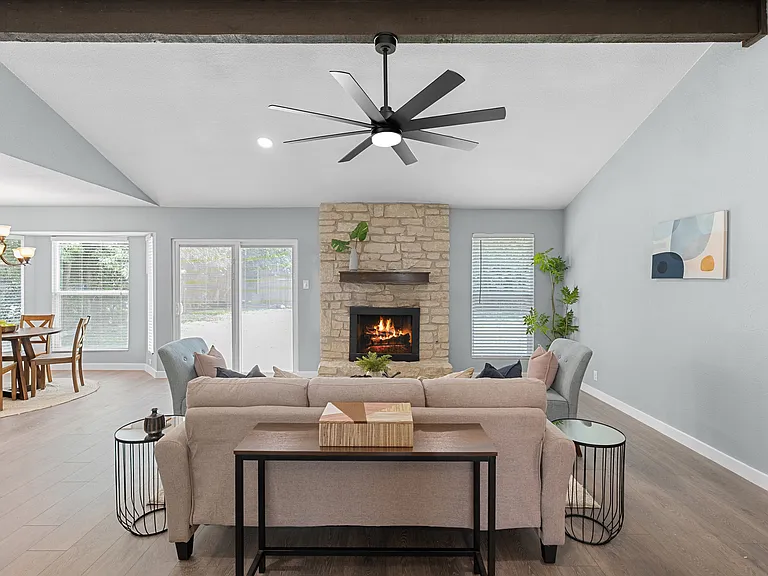 Hillside Dr — Photo 6