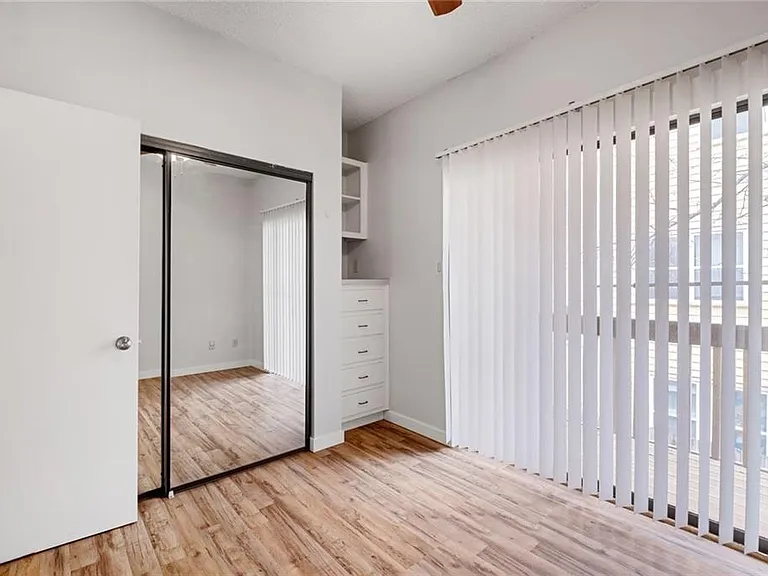 2210 Pearl St #205 — Photo 12