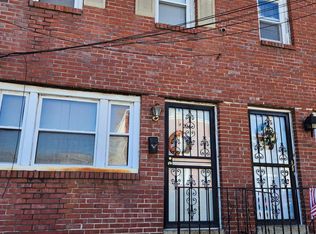 216 Broomall St, Chester, PA