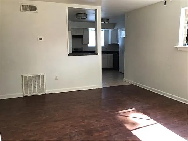 735 Lake Ave — Photo 9
