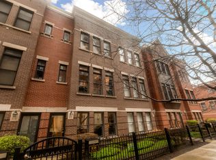 838 W 15th Pl, Chicago, IL