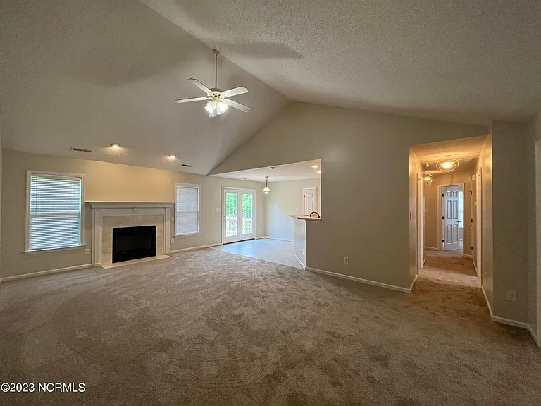 337 Foster Creek Rd — Photo 6