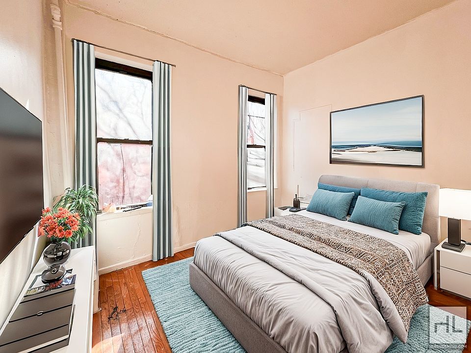 1st image of 270 15th St APT 16