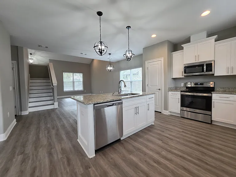 2331 Hadleigh Hills Ct — Photo 11