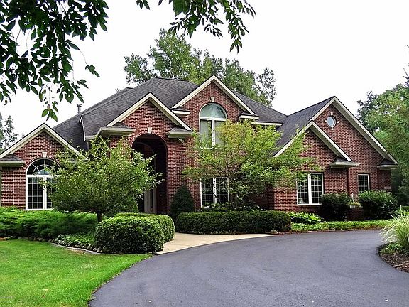 3830 Winsome Way Exterior 2
