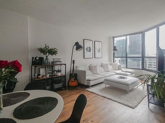 2nd image of 405 N Wabash Ave Unit 2404