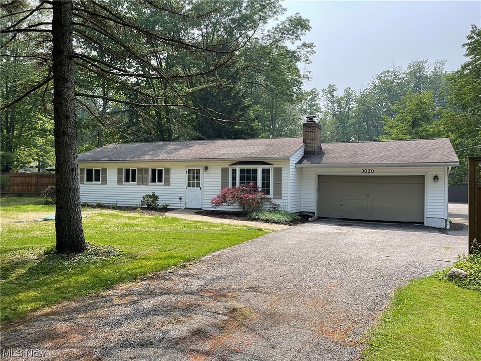 1st image of 9030 W Mountainview Dr
