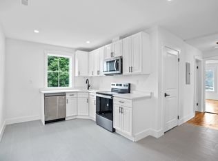 579 Sterling St, Lancaster, MA 01523