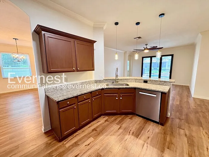 13829 Sunshowers Cir — Photo 4