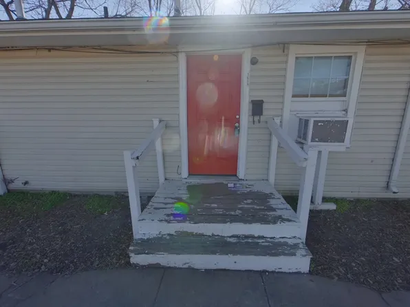 1608 S Martinson St, Wichita, KS 67213