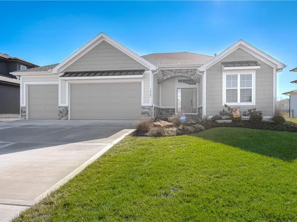 15291 W 172nd Pl, Olathe, KS 66062