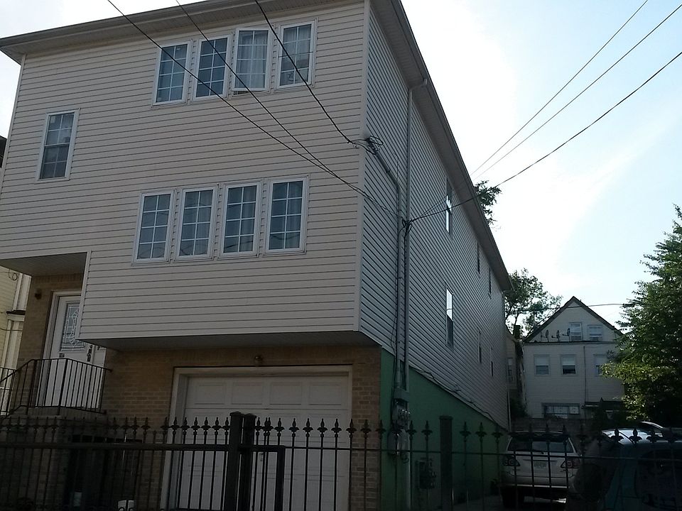 1st image of 192 Mount Prospect Ave