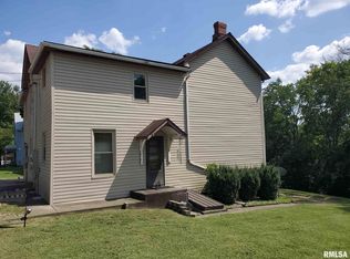 620 Harrison St, Chester, IL 62233