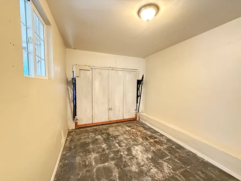 332 Pacific Ave — Photo 8