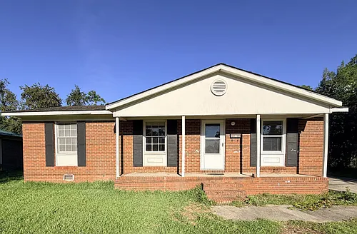 408 S College St Photo 1