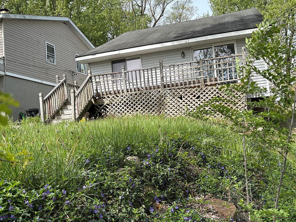 1st image of 4031 Hillcrest Dr