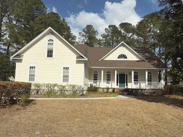 1005 Greymoss Ln, Leland, NC 28451