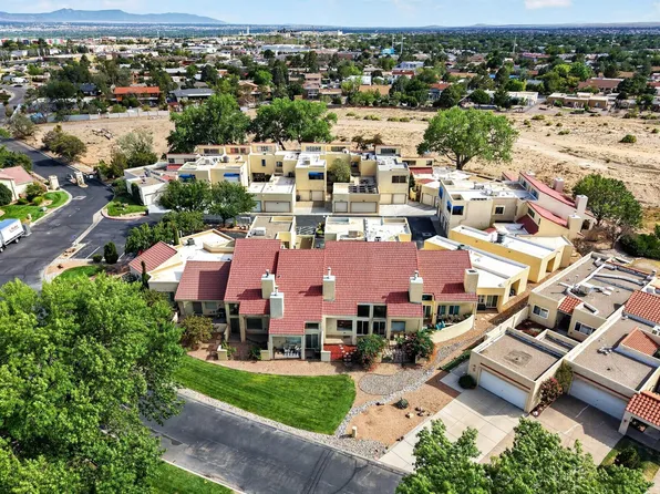 617 Eastlake Ct SE, Rio Rancho, NM 87124