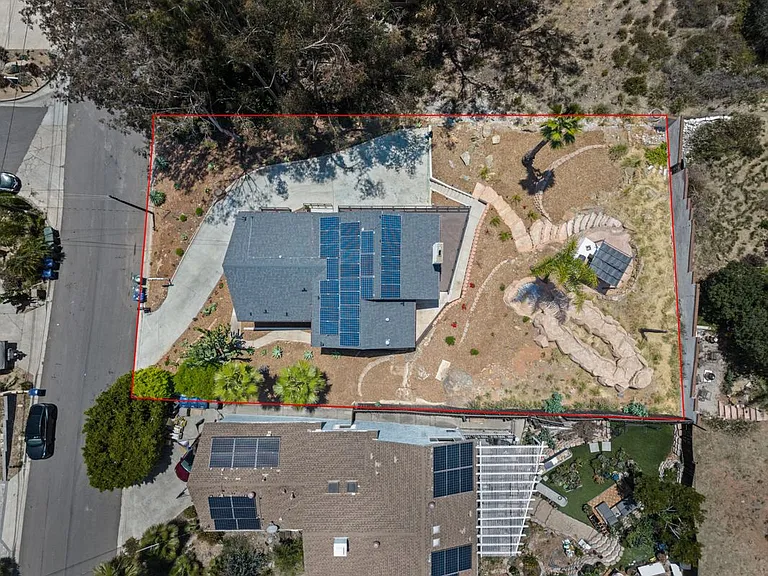 1604 San Miguel Ave — Photo 13