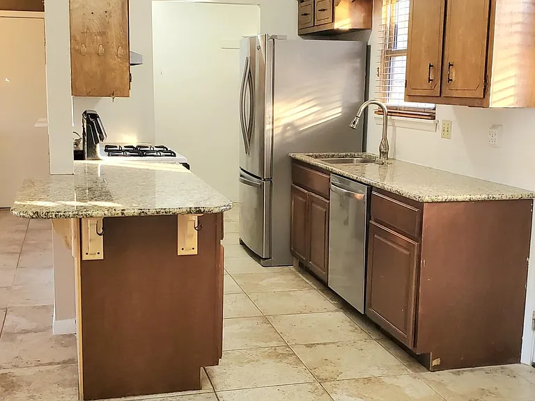 22 Cardinal Ln — Photo 4
