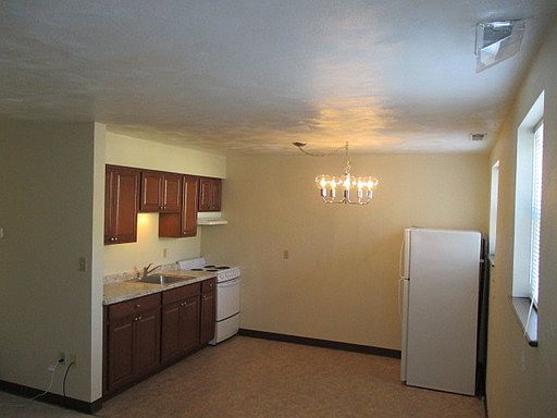2nd image of 1130 Ridge Ave APT 315