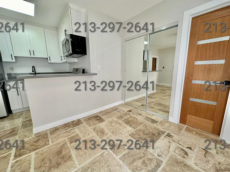 1837 N Kingsley Dr #9 — Photo 2