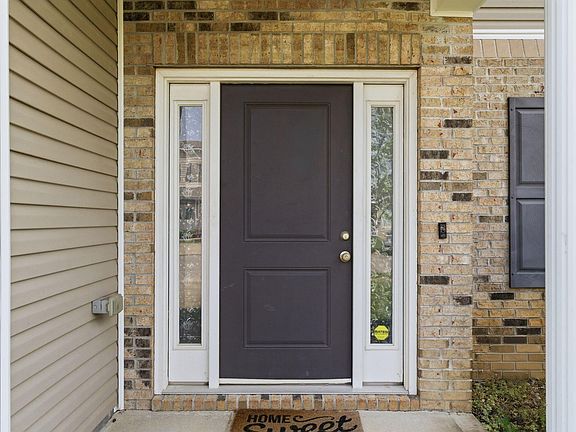 2nd image of 408 Cunningham Ln