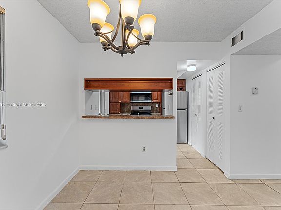 3rd image of 15405 Miami Lakeway N APT 306-1