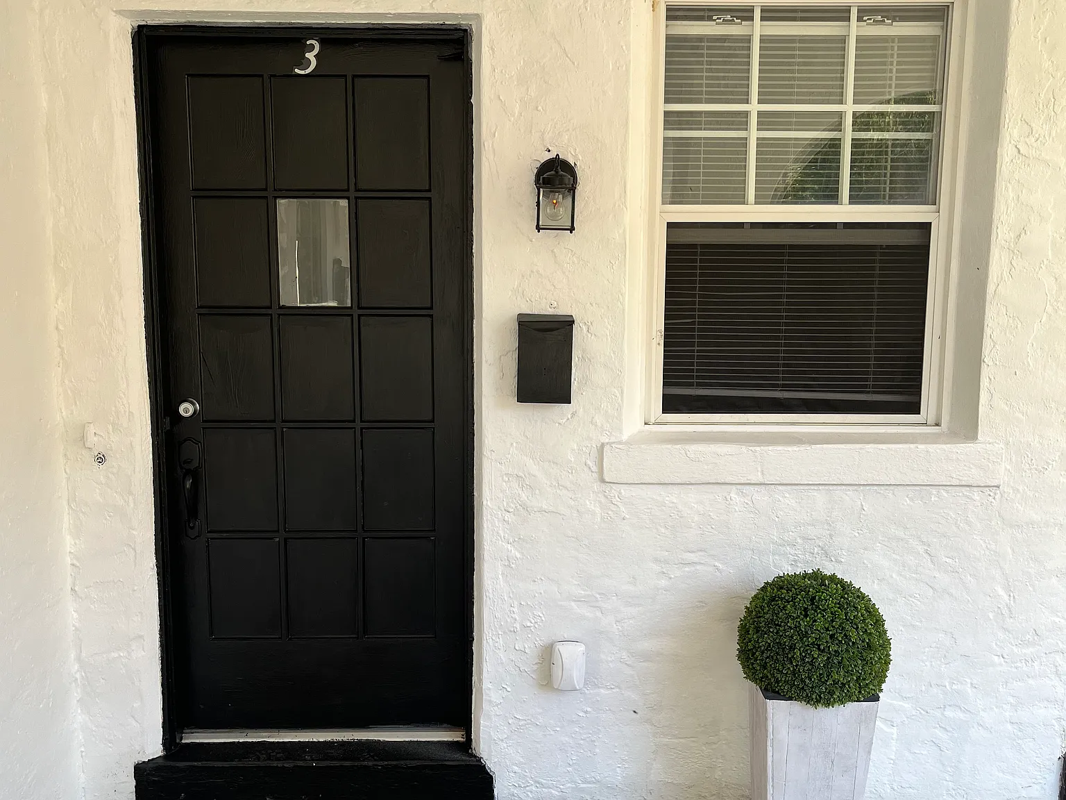 2 bed, 1.5 bath, 1200 sqft, $1,475 — Photo 2