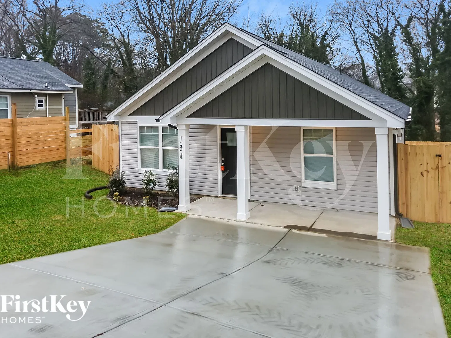 3 bed, 2.0 bath, 1204 sqft, $1,855 — Photo 2
