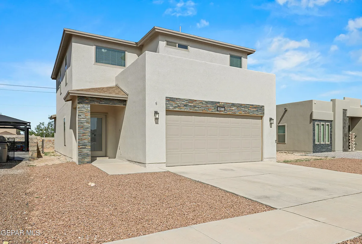 Building Photo - 4877 Christian Azcarate St