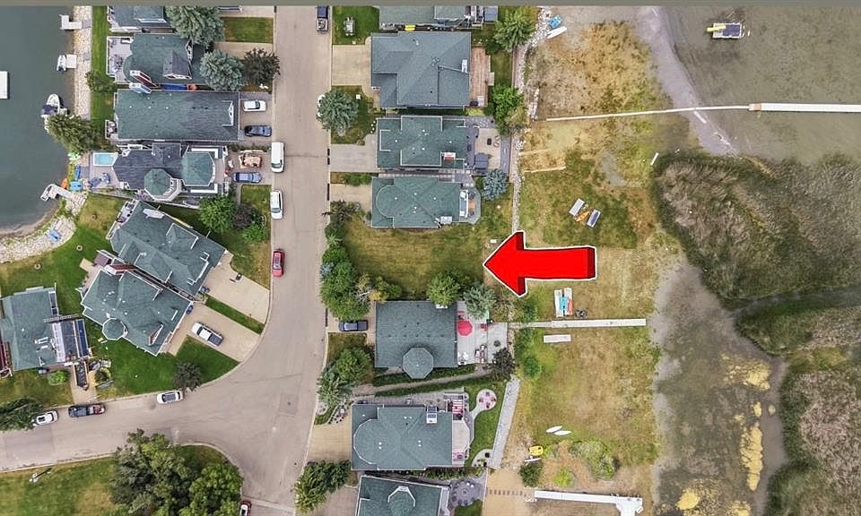 1st image of 182 Marina Bay Ct