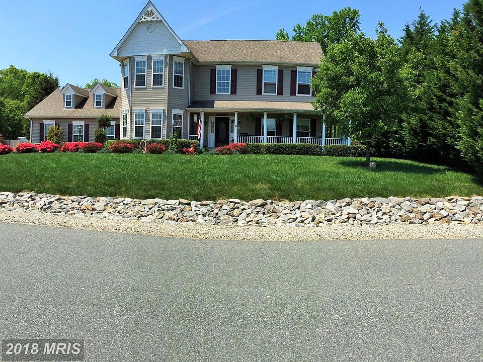 1st image of 11724 Hoover Ln