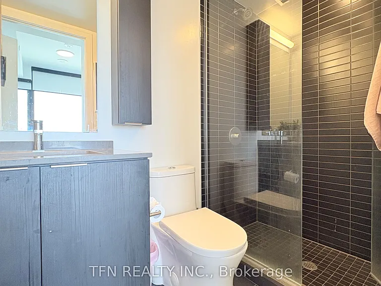 86 Dundas St E #1611 — Photo 5