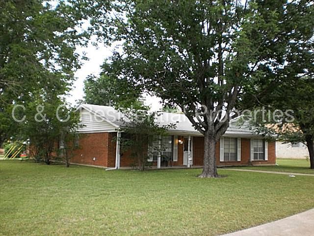 1st image of 2201 Kentfield Dr