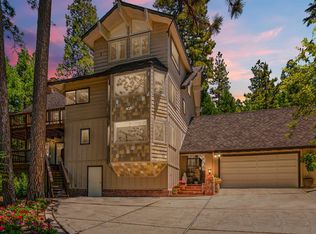 469 Golf Course Rd, Lake Arrowhead, CA 92352