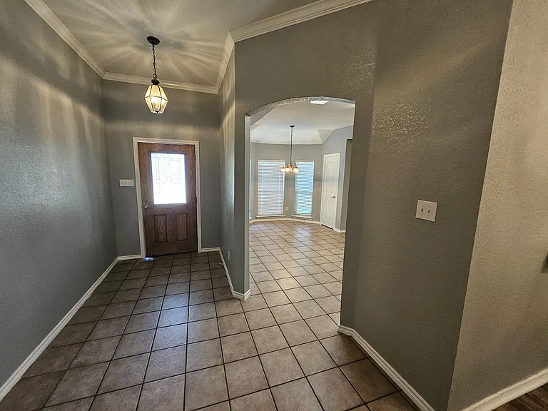 4413 New Meadow Dr — Photo 4
