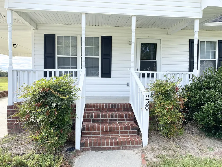 229 Olive Branch Blvd — Photo 3