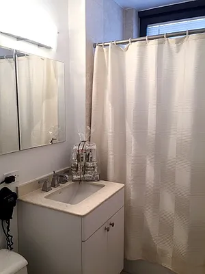 Rented by Stonehenge NYC LLC | media 17