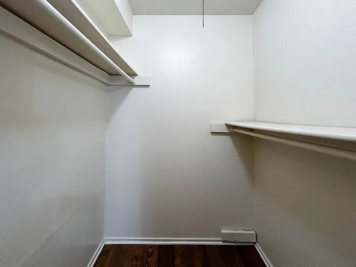 2429 Stella St #1 — Photo 6