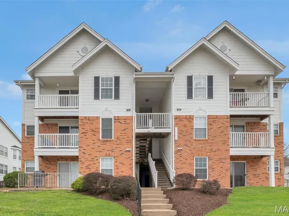 1209 Woodland Point Dr APT E, Saint Louis, MO 63146