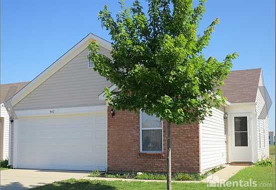 1st image of 942 Highpointe Blvd