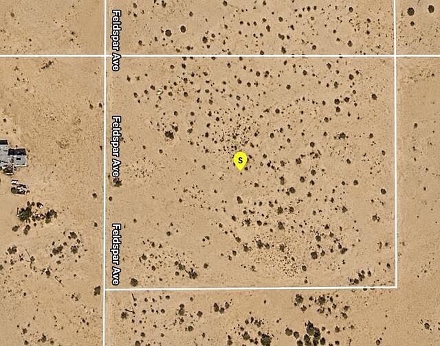 2nd image of 7 Feldspar Ave
