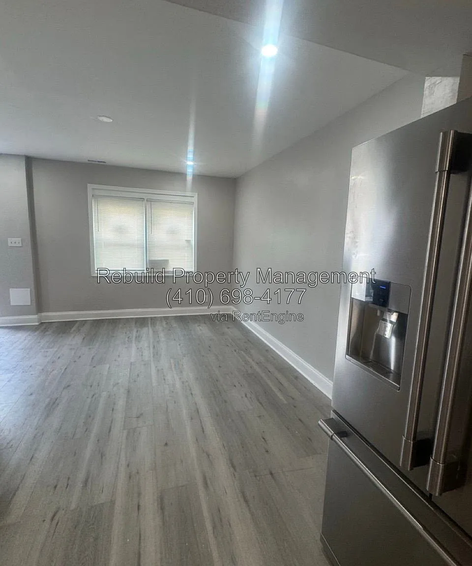 3 bed, 2.0 bath, $2,200 — Photo 3