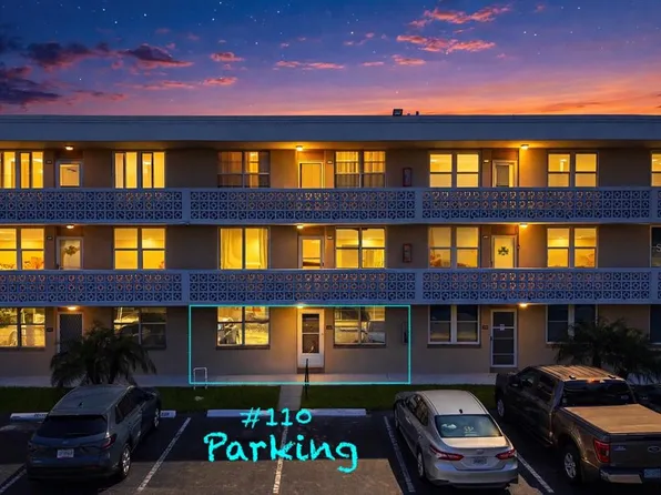5095 Bay St NE APT 110, Saint Petersburg, FL 33703
