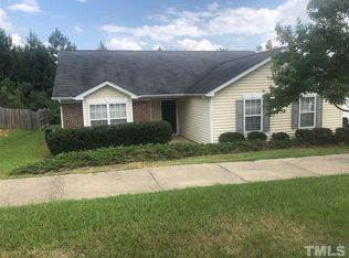 1501 Dexter Ridge Dr, Holly Springs, NC 27540