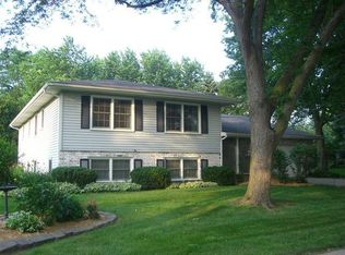 4506 Village Ln, Madison, WI 53704